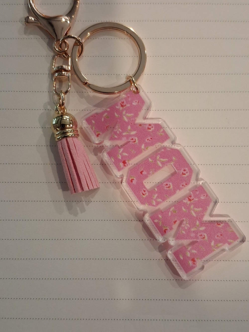 Pink 'MOM' Acrylic Keychain with Tassel - Picture 1 of 1